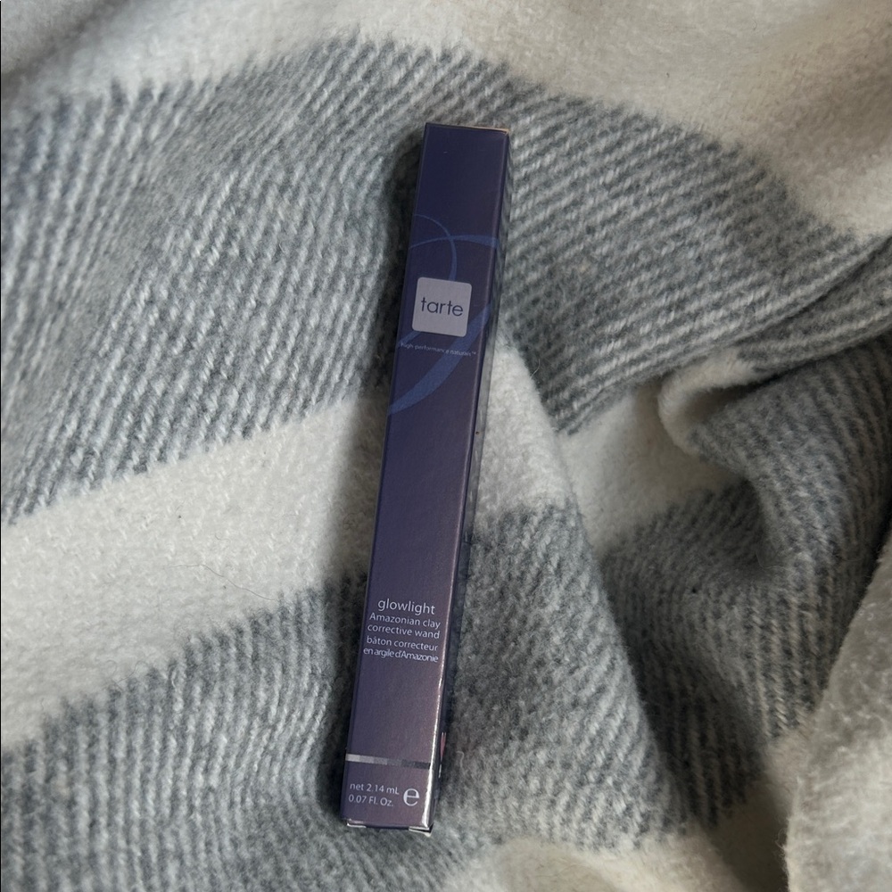 NIB Tarte Discontinued Glowlight Amazonian Clay Corrective Wand